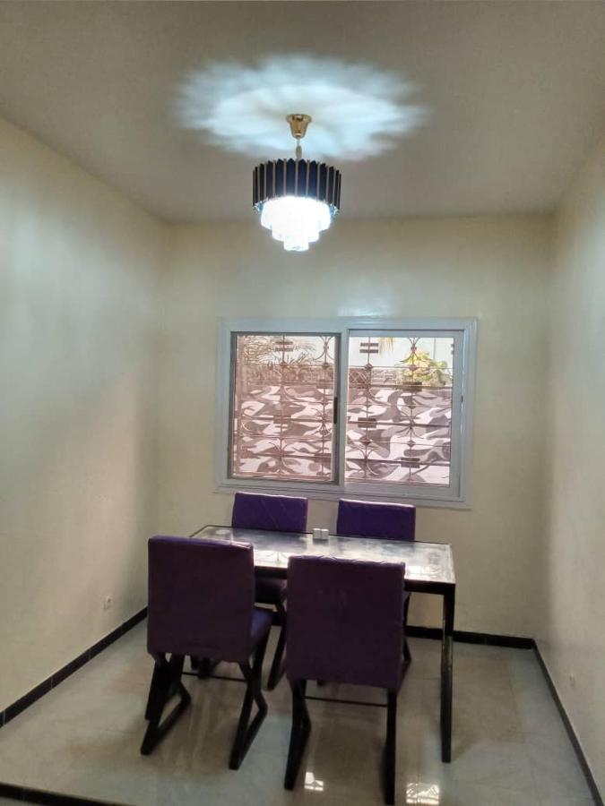 Appartamento Ker Adja Ziguinchor Esterno foto