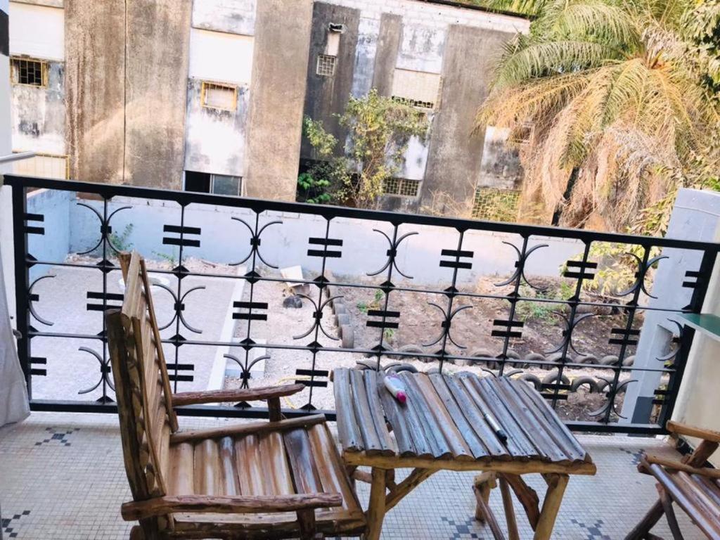 Appartamento Ker Adja Ziguinchor Esterno foto