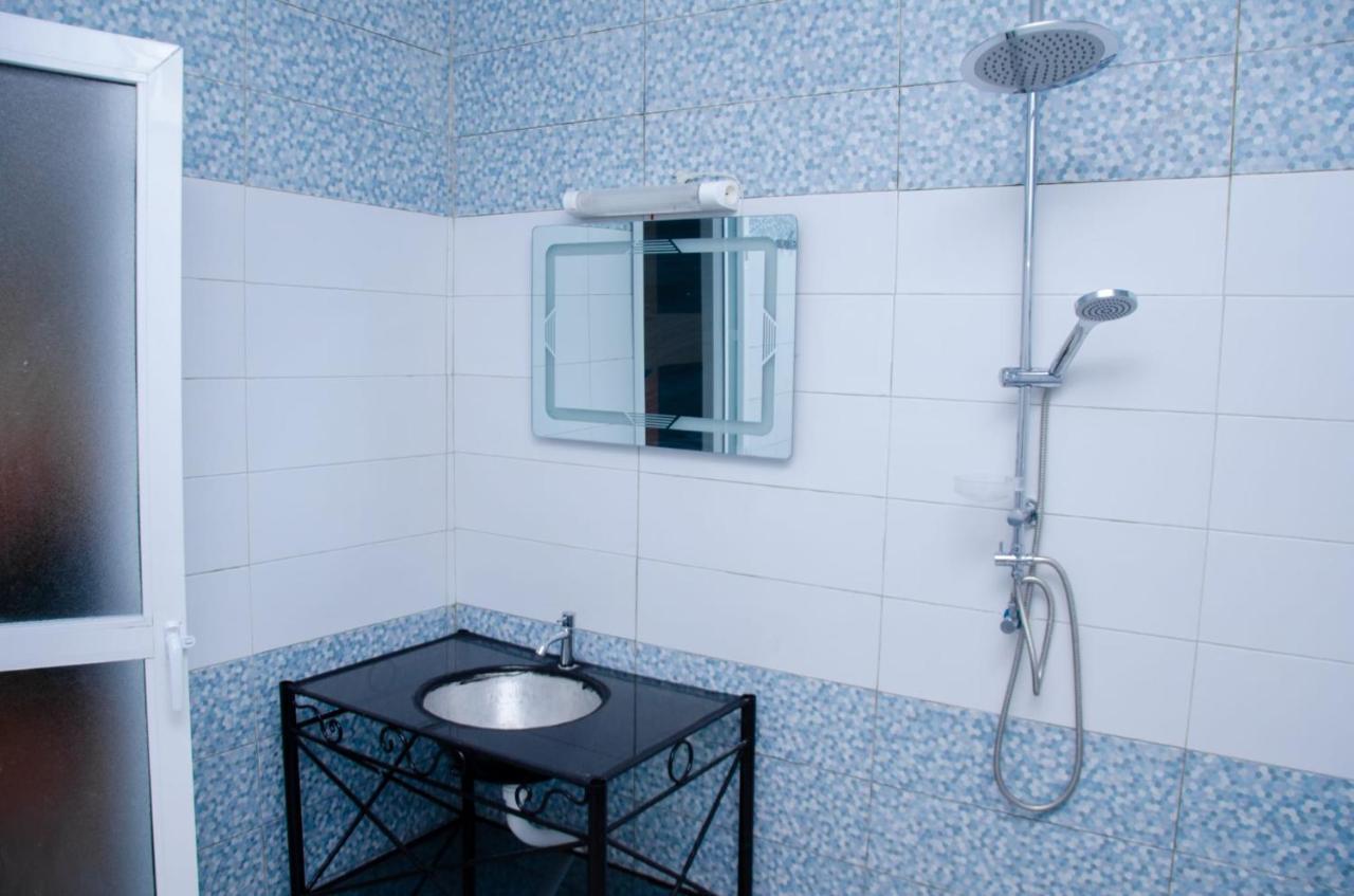 Appartamento Ker Adja Ziguinchor Esterno foto