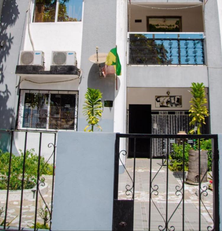 Appartamento Ker Adja Ziguinchor Esterno foto